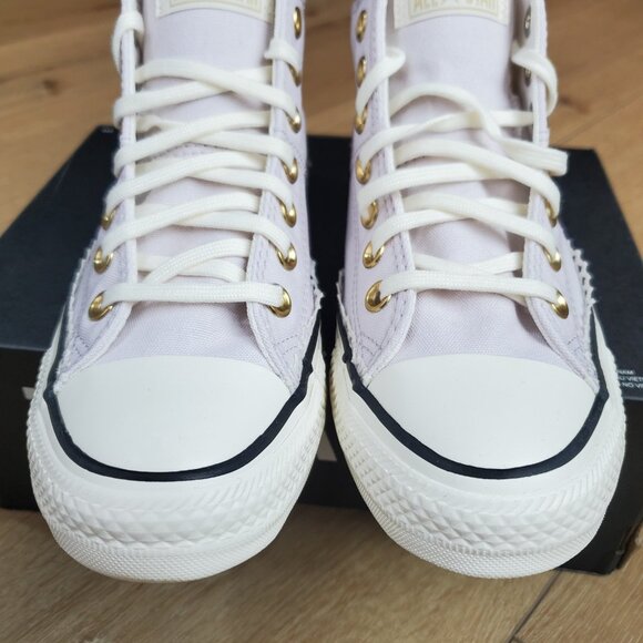 Converse Chuck Taylor All Star Madison Frills A17203F Womens 8.5 Mid Top Purple - Picture 4 of 12